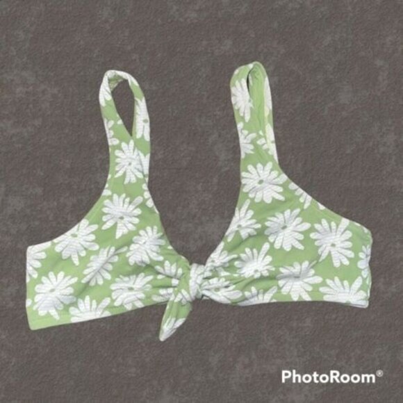 NWT- Cupshe Light Green Daisy Floral Knotted Tank Bikini Top Women’s Large - Picture 2 of 6